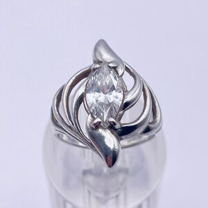 Vintage Sterling Silver Kabana Marquise Clear CZ Nouveau Style Ring‎